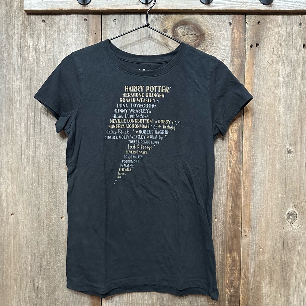 Harry Potter Character Names Graphic T-shirt in Black Size XL 14/16 Girls Youth